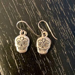 Skull earrings